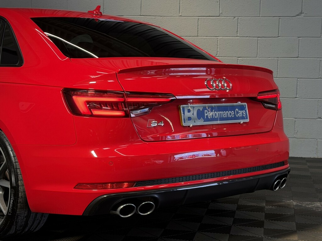 Audi S4 3.0 Tfsi V6 Red #6