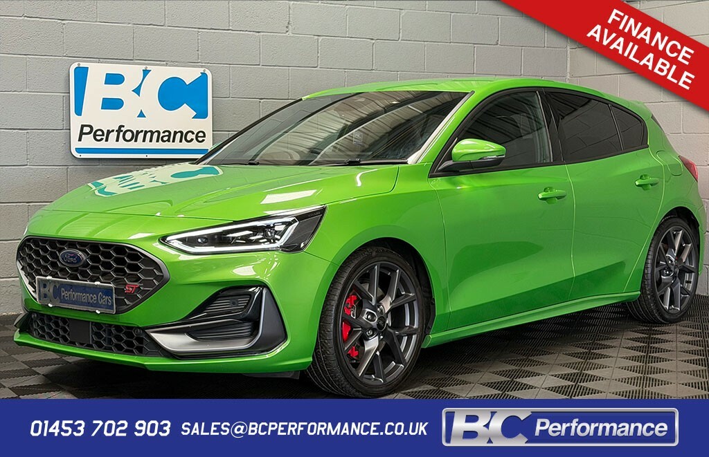 Ford Focus 2.3 Focus St 2.3L Ecoboost 280Ps Fwd 6 Spee Green
