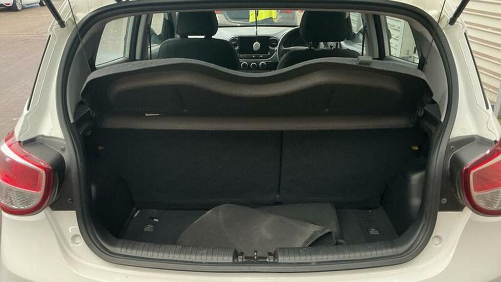 Hyundai I10 1.2 Se Euro 6 White #6