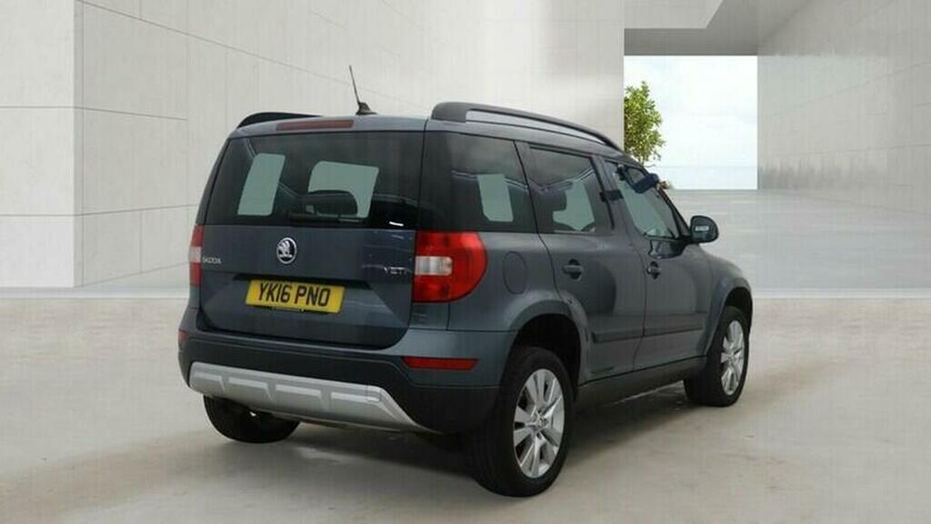 Skoda Yeti 1.2 Tsi Se L Outdoor Dsg Euro 6 Ss Grey #4