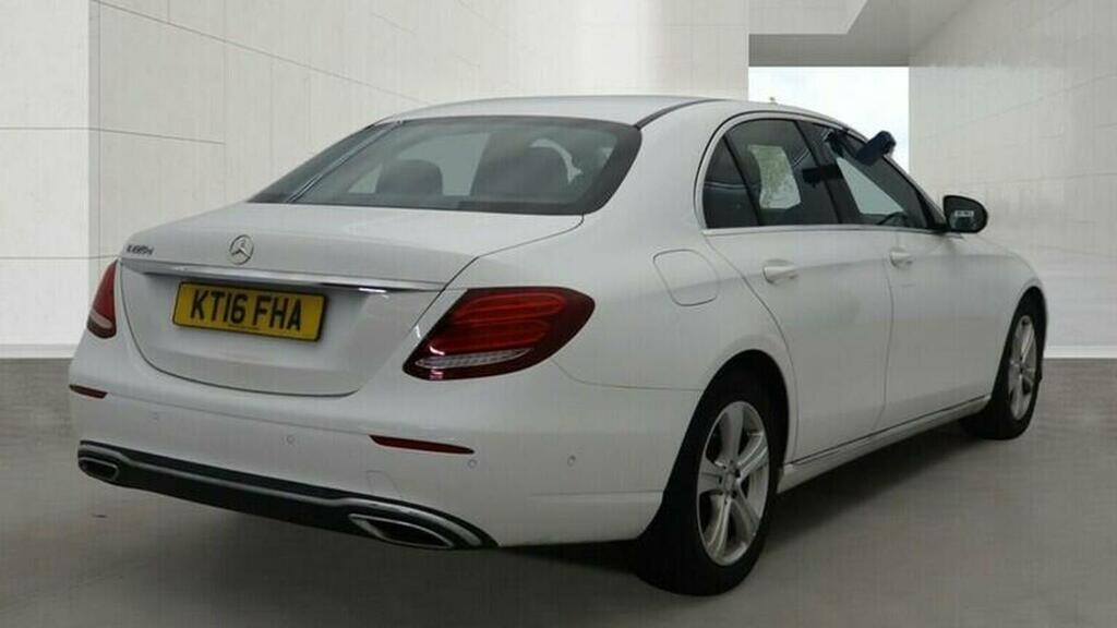 Mercedes-Benz E Class 2.0 E220d Se G-tronic Euro 6 Ss White #3