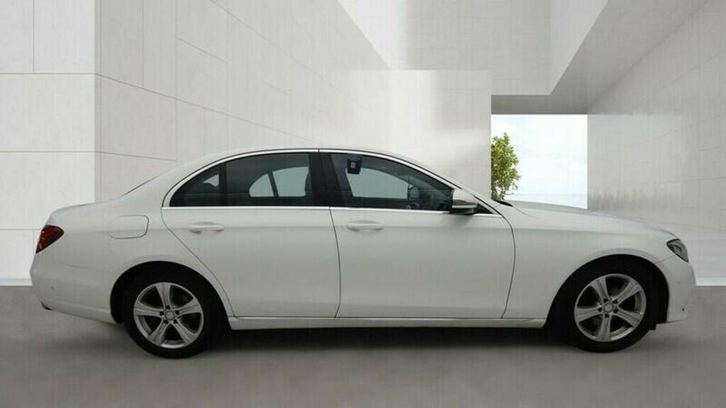 Mercedes-Benz E Class 2.0 E220d Se G-tronic Euro 6 Ss White #4