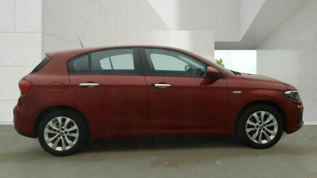 Fiat Tipo 1.4 Mpi Easy Plus Euro 6 Red #5
