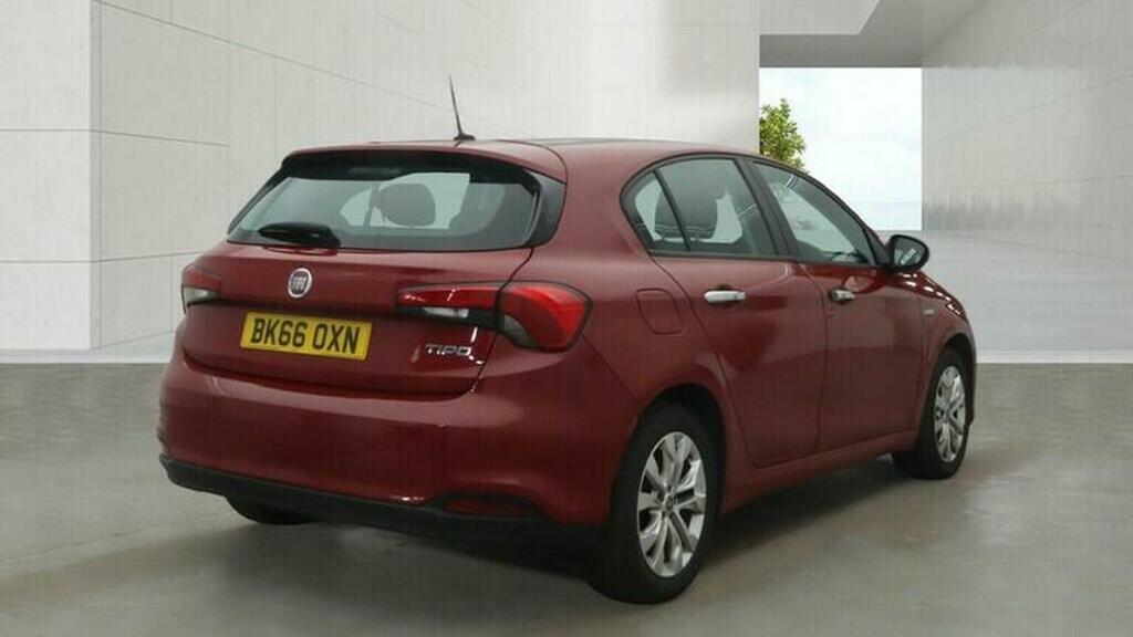 Fiat Tipo 1.4 Mpi Easy Plus Euro 6 Red #4