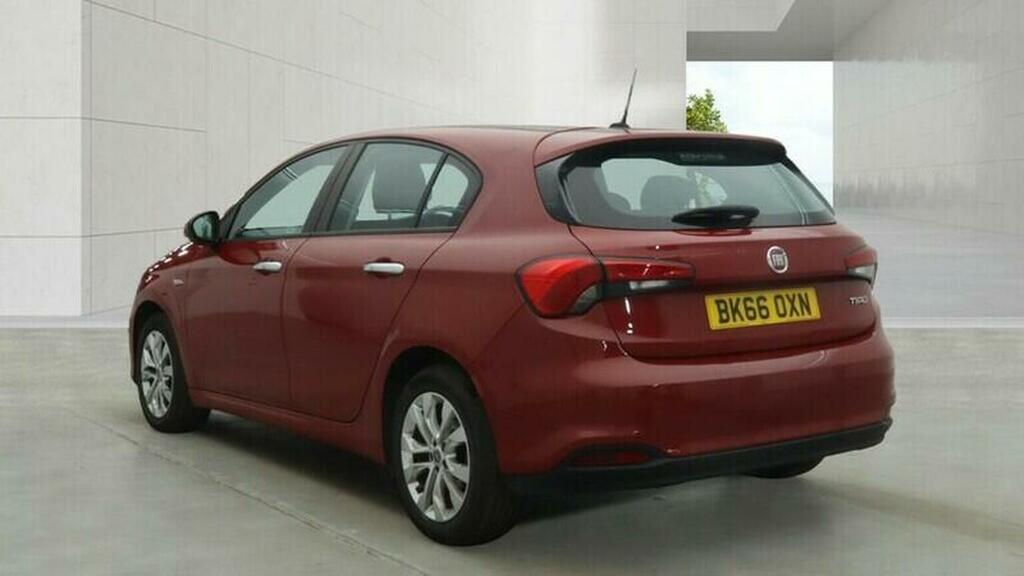 Fiat Tipo 1.4 Mpi Easy Plus Euro 6 Red #3