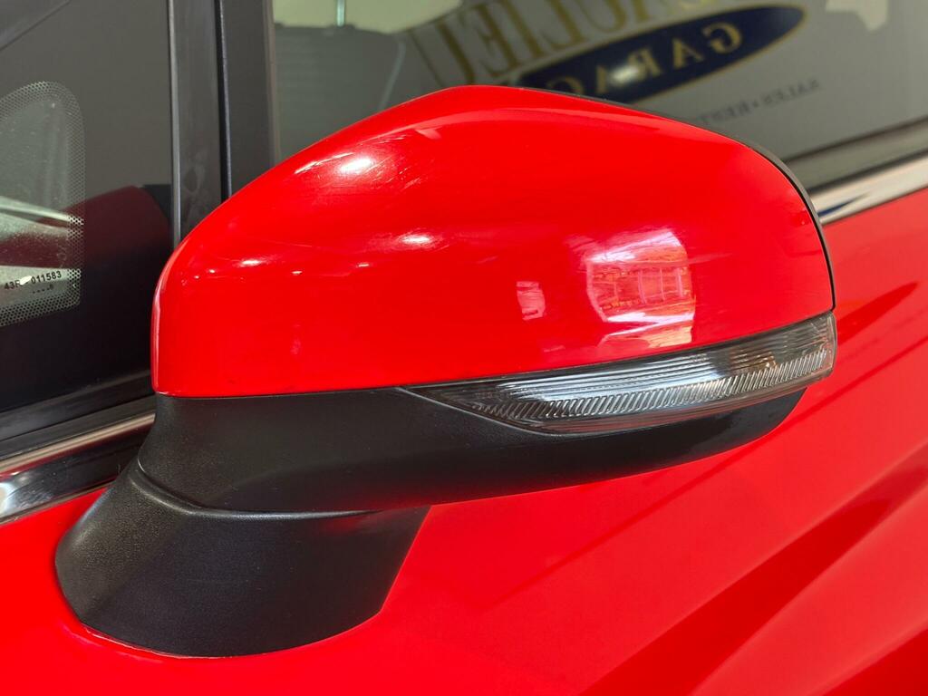 Ford Fiesta Titanium Red #6
