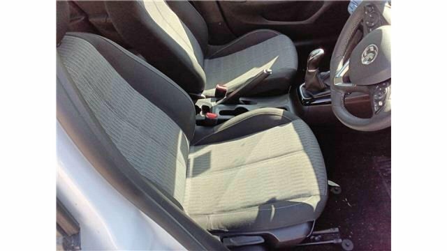 Vauxhall Corsa 1.2 Design Hatchback KF72AOK White #5