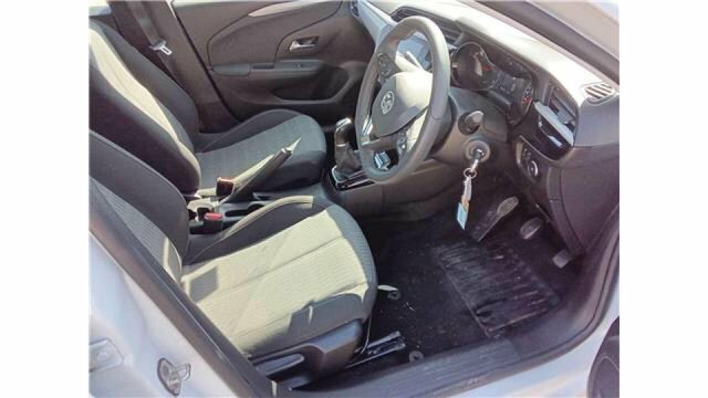 Vauxhall Corsa 1.2 Design Hatchback KF72AOK White #2