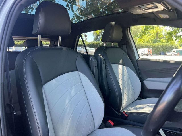 Volkswagen ID.3 Pro Performance 58Kwh Family White #5