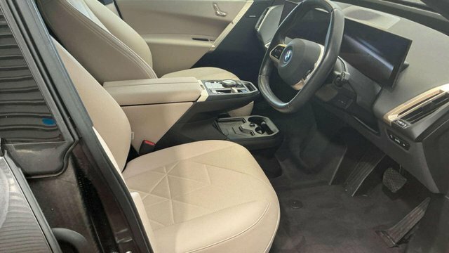 BMW iX 40 76.6Kwh Sport Edition Brown