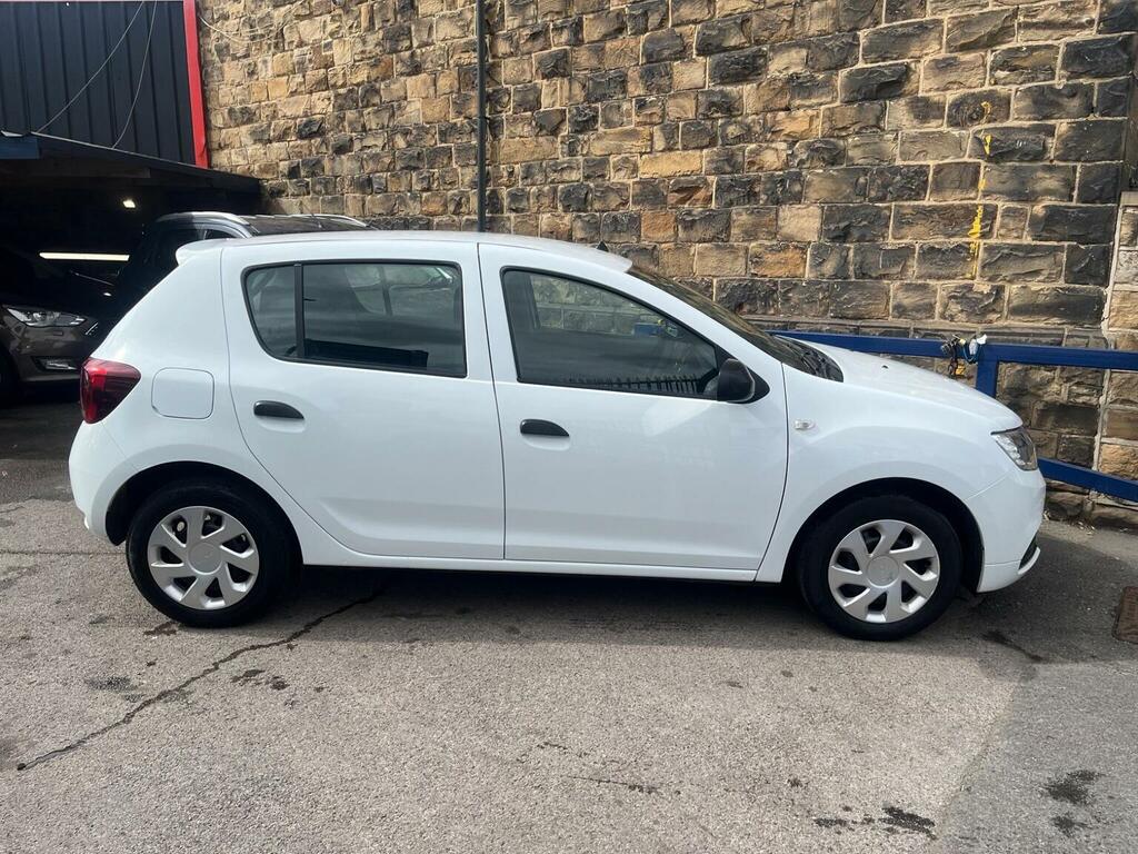 Dacia Sandero 1.0 Sce Essential Euro 6 White #2