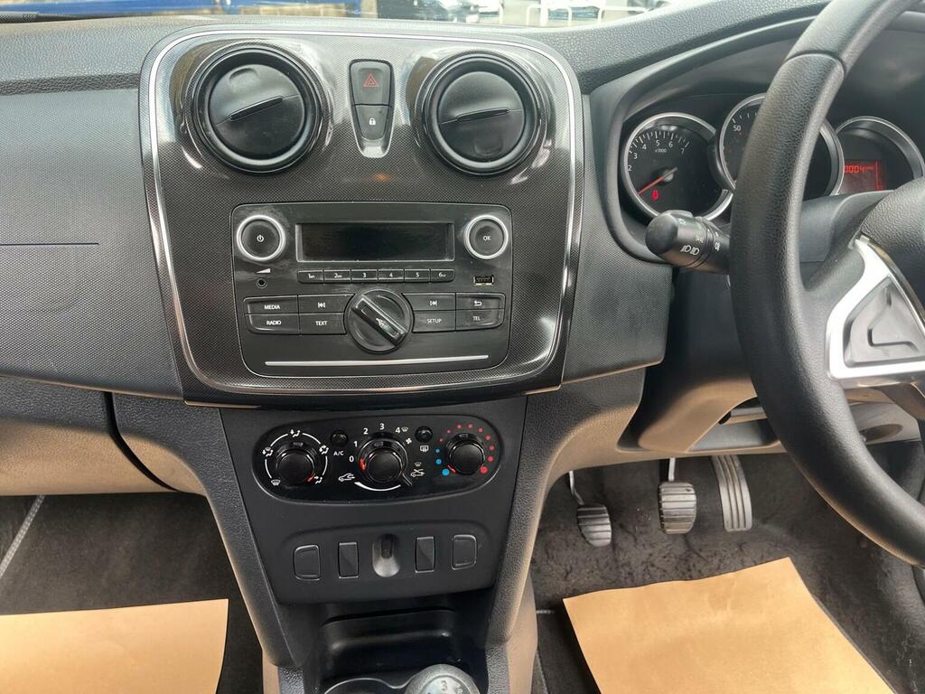 Dacia Sandero Hatchback White #8