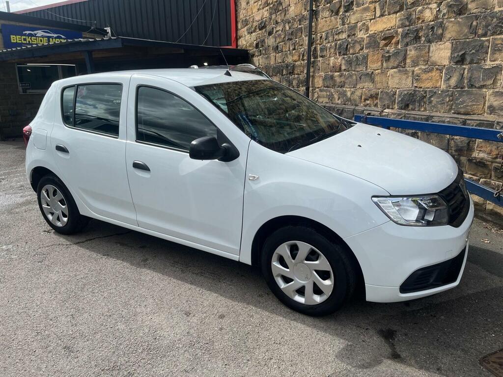 Dacia Sandero 1.0 Sce Essential Euro 6 White