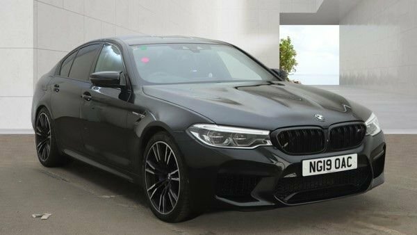 BMW M5 4.4 V8 Gpf Saloon Steptronic Xdrive Eur Black