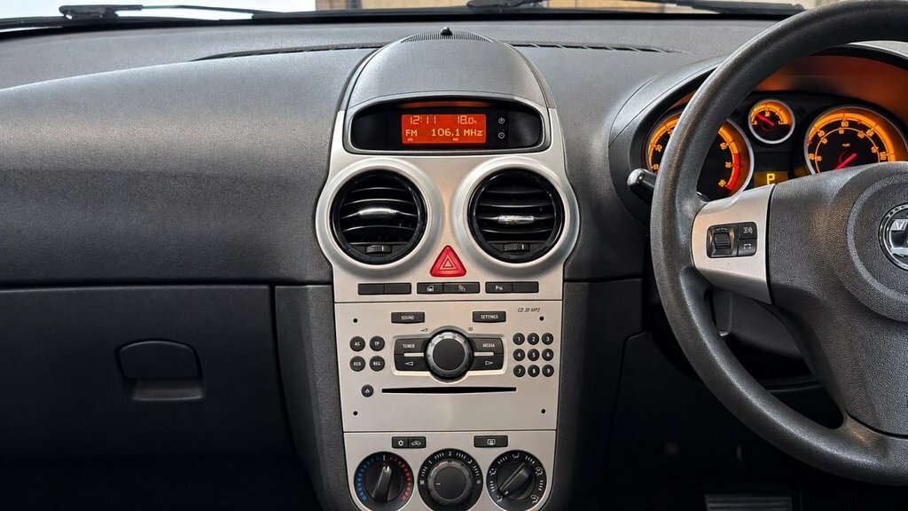 Vauxhall Corsa 1.2L Sxi Silver #12
