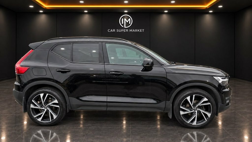 Volvo XC40 2.0 B4p R Design Pro Black #8