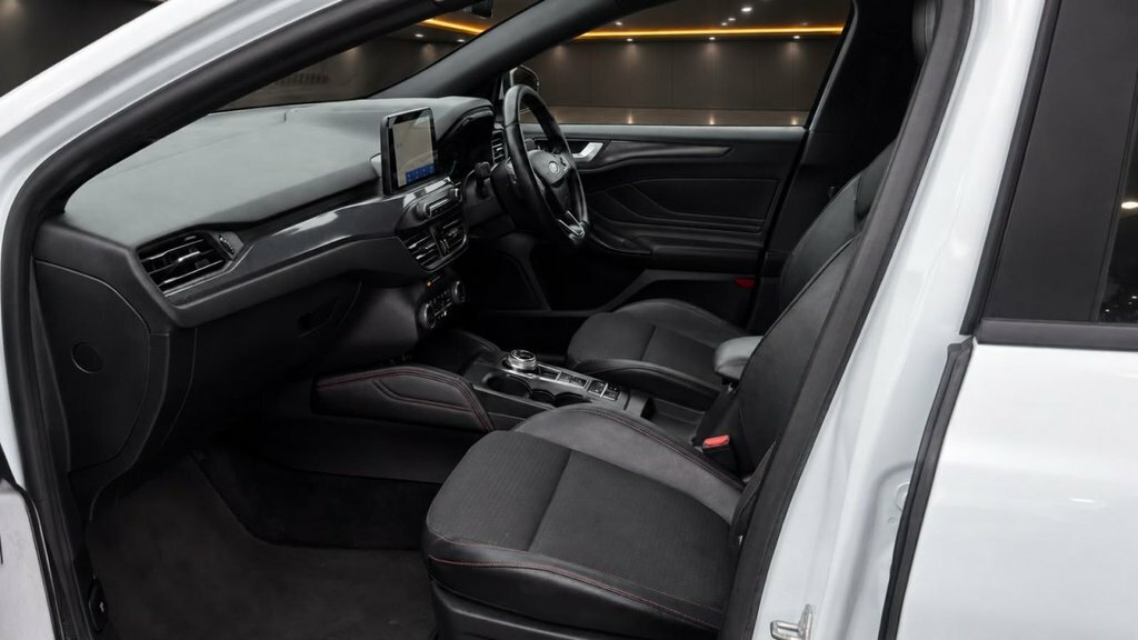 Ford Focus Hatchback 1.0T Ecoboost St-line Euro 6 Ss Silver #15