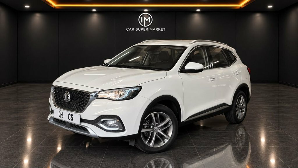 MG HS 1.5L Excite White #3
