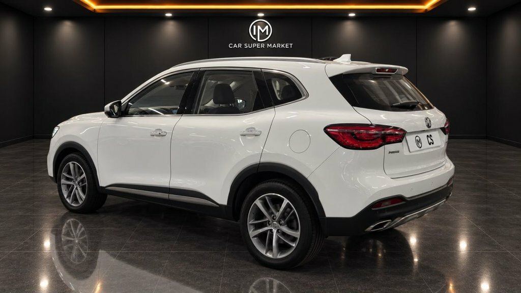 MG HS 1.5L Excite White #4