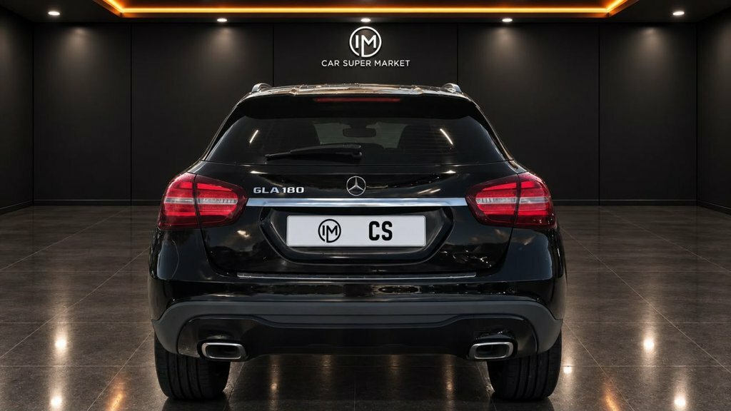Mercedes-Benz GLA Class 1.6L Urban Edition Black #5