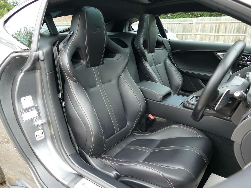 Jaguar F-Type V6 S Red #33