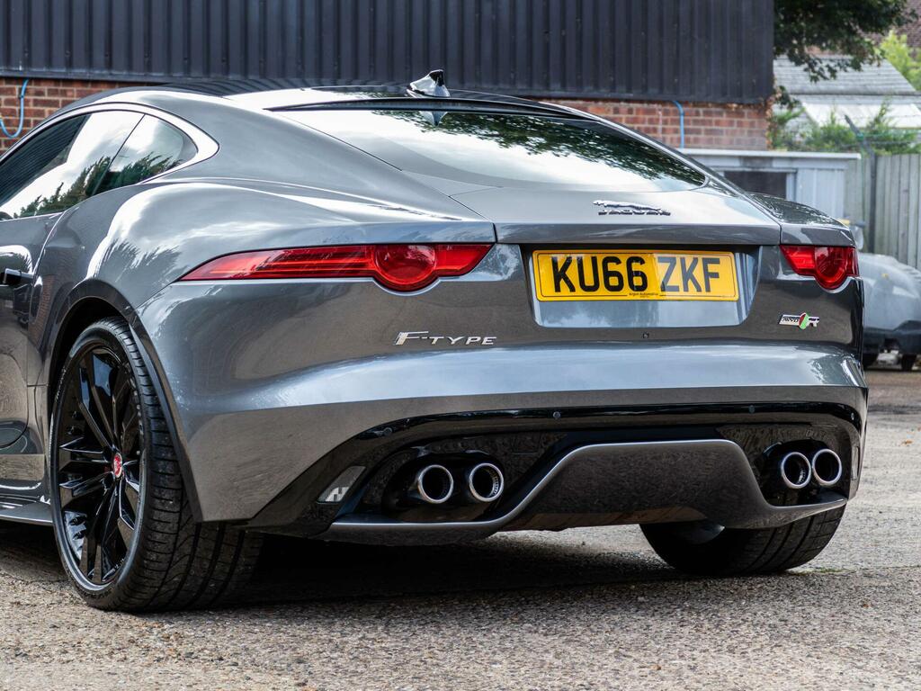 Jaguar F-Type V6 S Red #16