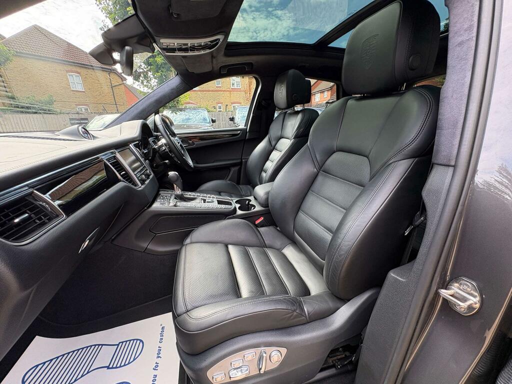 Porsche Macan 3.0 S Pdk 340 Bhp Blue #27