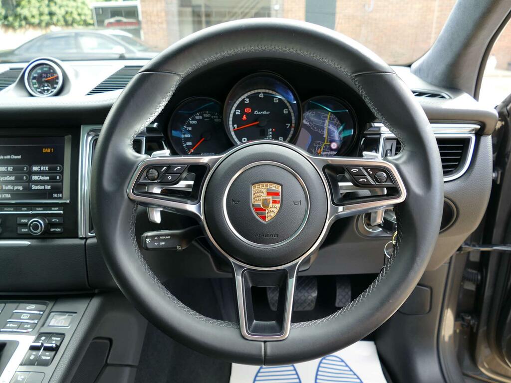 Porsche Macan 3.0 S Pdk 340 Bhp Blue #39