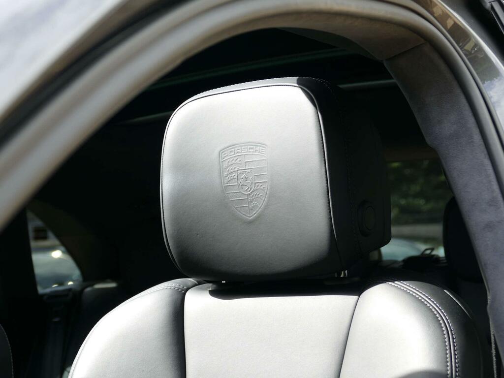 Porsche Macan 3.0 S Pdk 340 Bhp Blue #28