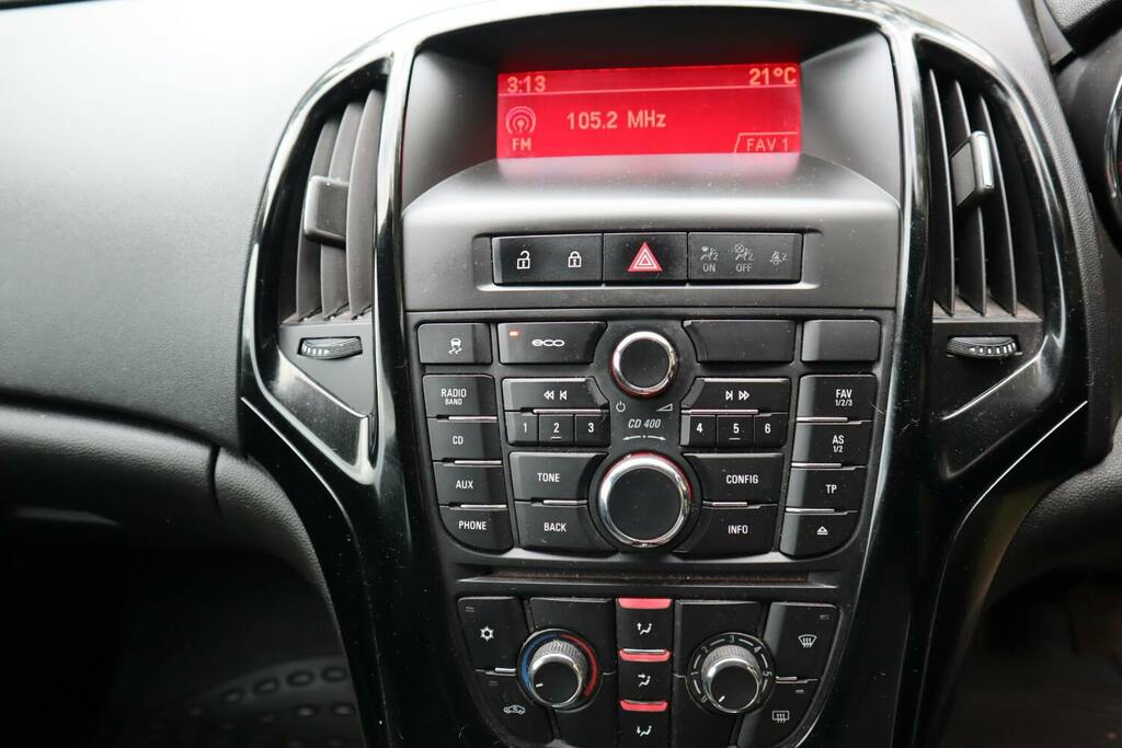 Vauxhall Astra 2.0 Cdti Ecoflex Elite Hatchback White #16