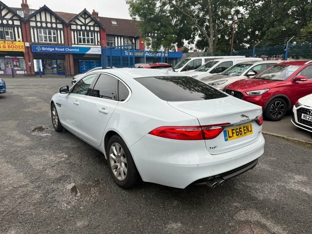 Jaguar XF 2016 2.0D Prestige Saloon Euro 6 White #6
