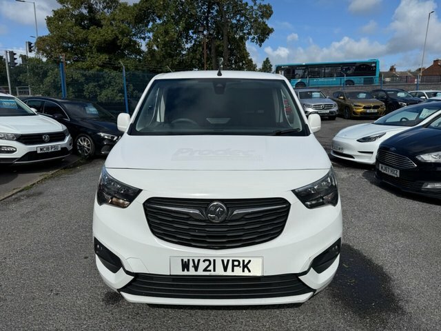 Vauxhall Combo Turbo D 2300 Dynamic 100Ps L2 Lwb With Air Con, Pl White #8