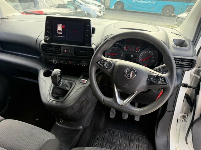 Vauxhall Combo Turbo D 2300 Dynamic 100Ps L2 Lwb With Air Con, Pl White #11