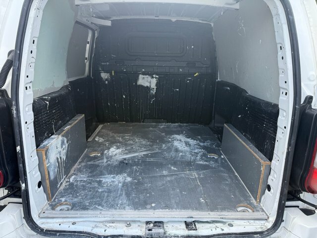 Vauxhall Combo Turbo D 2300 Dynamic 100Ps L2 Lwb With Air Con, Pl White #13