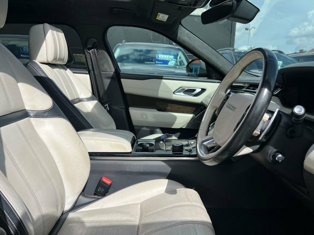 Land Rover Range Rover Velar Automatic Black #16