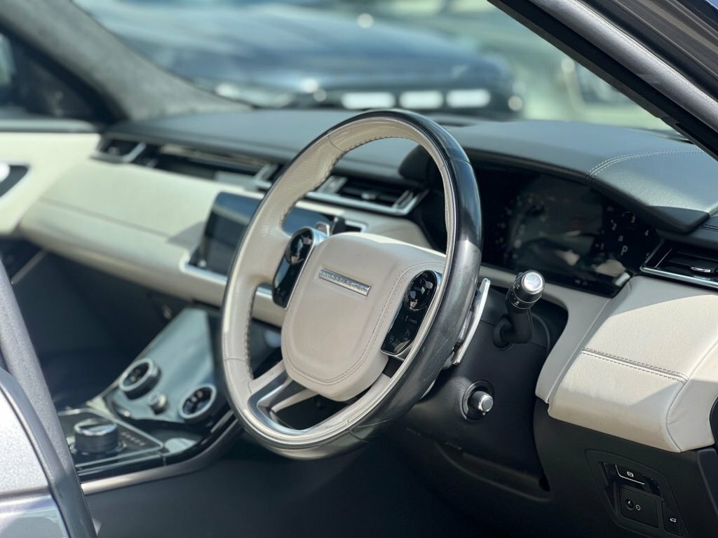 Land Rover Range Rover Velar Automatic Black #11