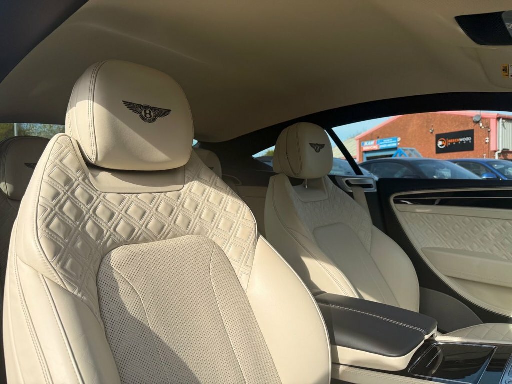 Bentley Continental Gt Gt V8 White #18