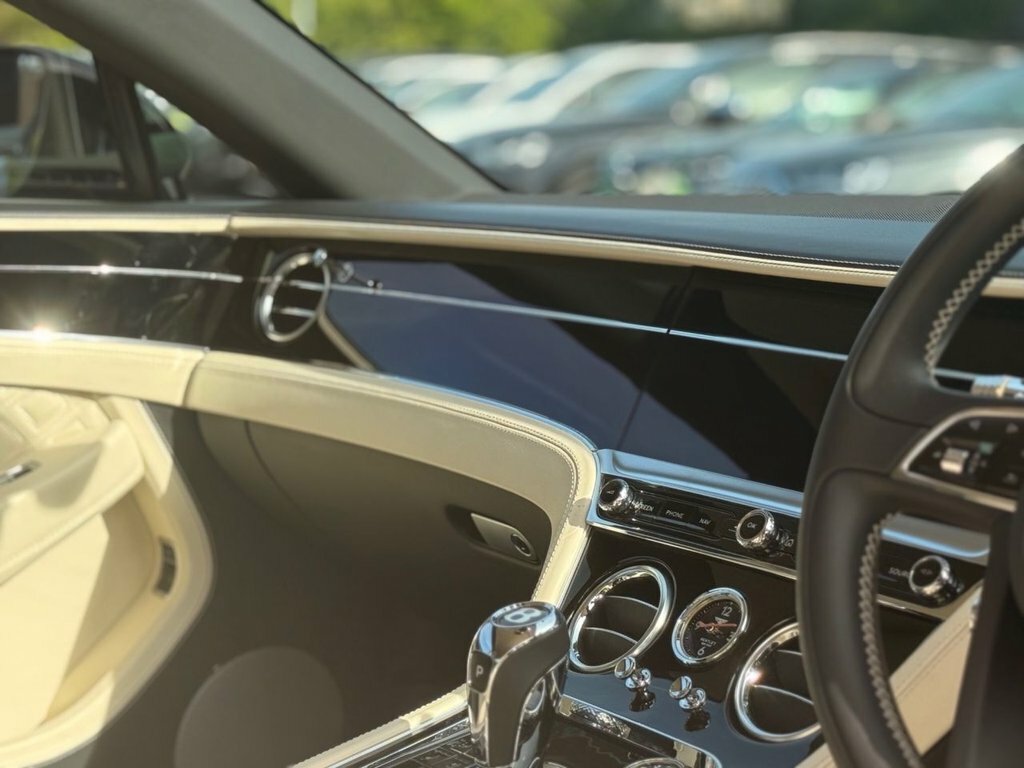 Bentley Continental Gt Gt V8 White #27
