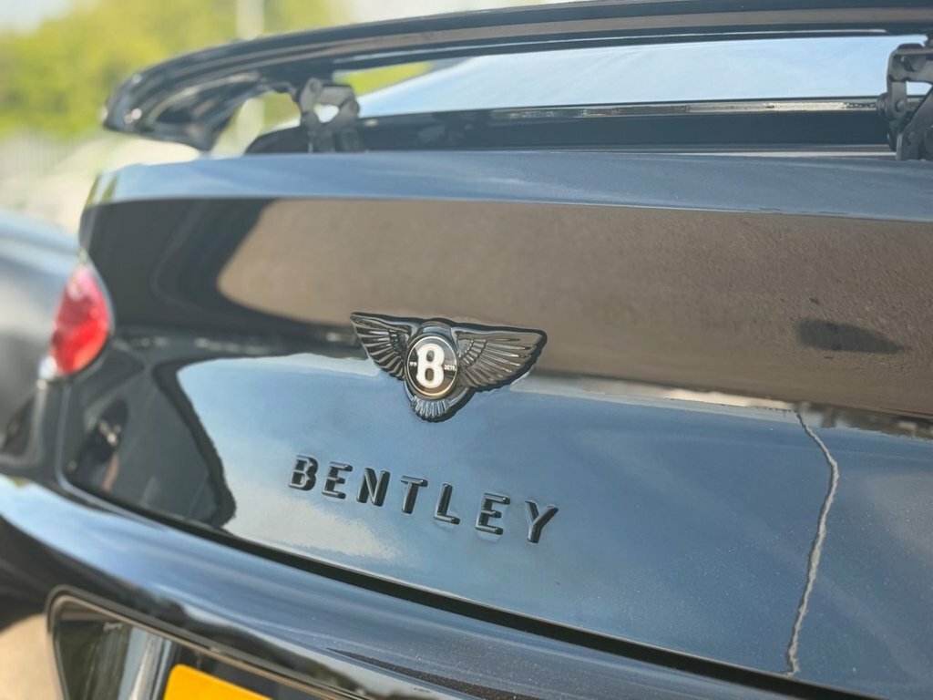 Bentley Continental Gt Gt V8 White #39