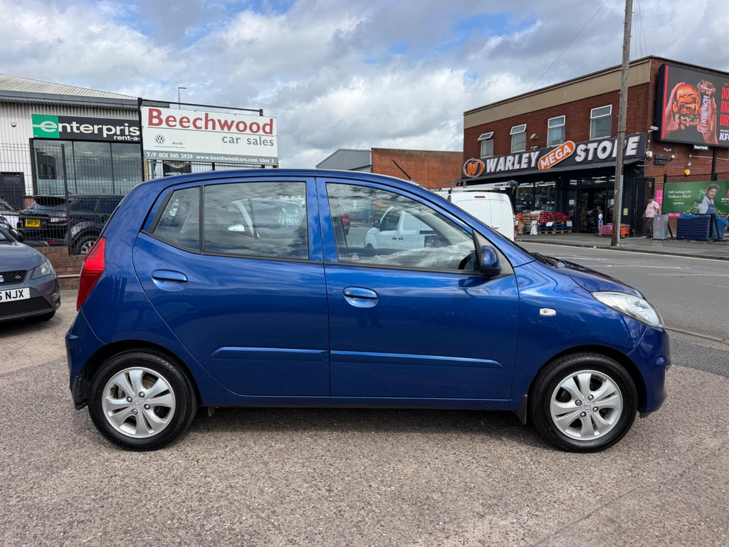 Hyundai I10 Hatchback 1.2 Active 2013 Red #2