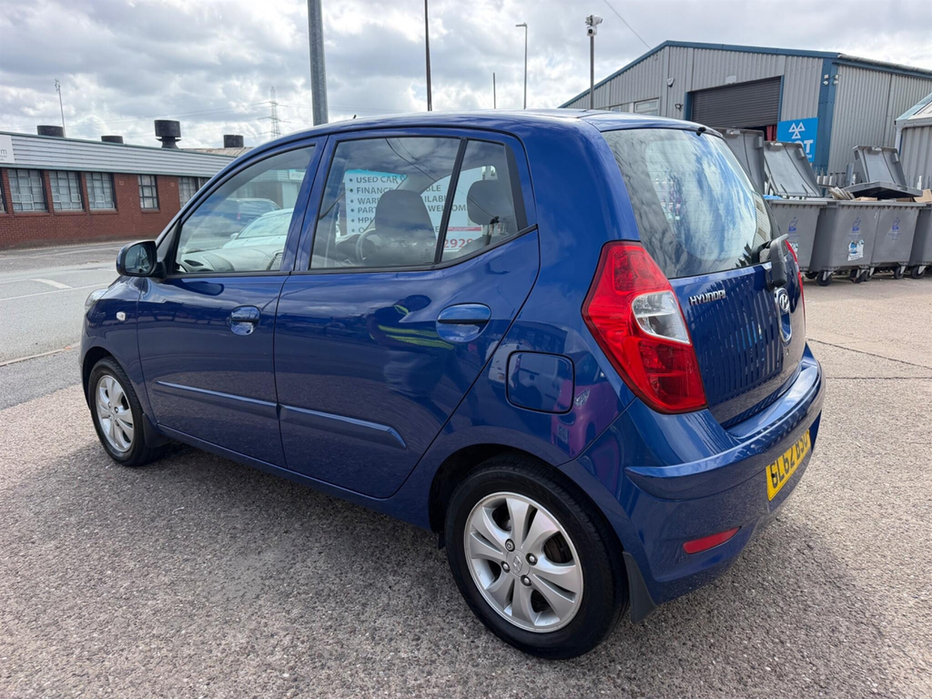Hyundai I10 Hatchback 1.2 Active 2013 Red #3