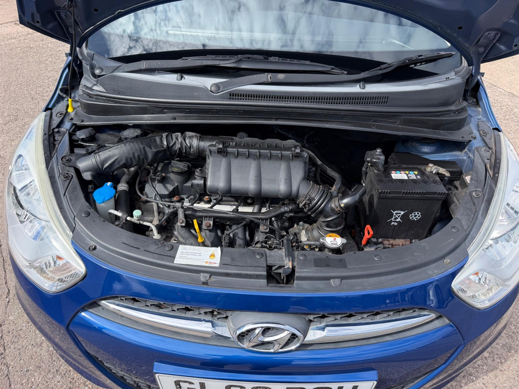 Hyundai I10 Hatchback 1.2 Active 2013 Red #18