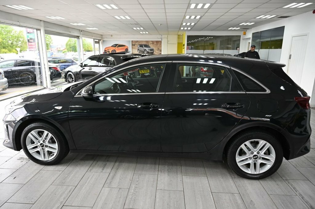 Kia Ceed 1.6L 2 Nav Black #4
