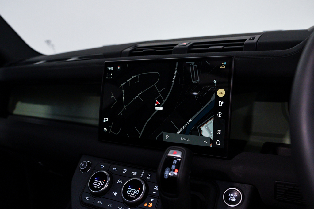 Land Rover Defender 90 3L Null Grey #20