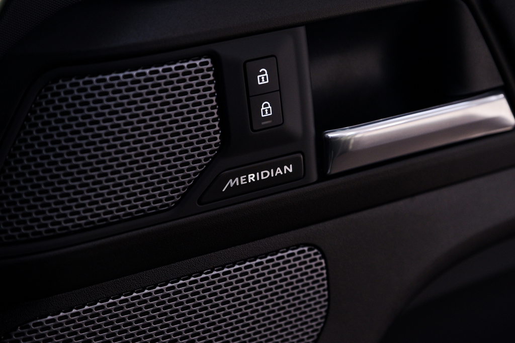 Land Rover Defender 90 3L Null Grey #31