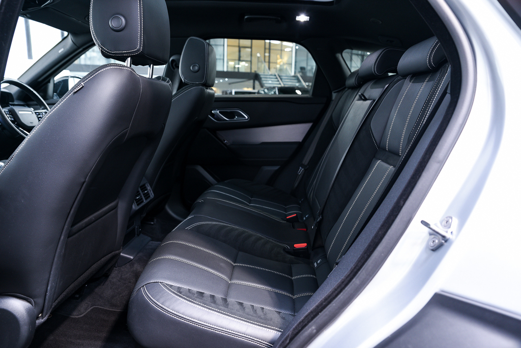 Land Rover Range Rover Velar 2.0 D200 Mhev Dynamic Se Black #13