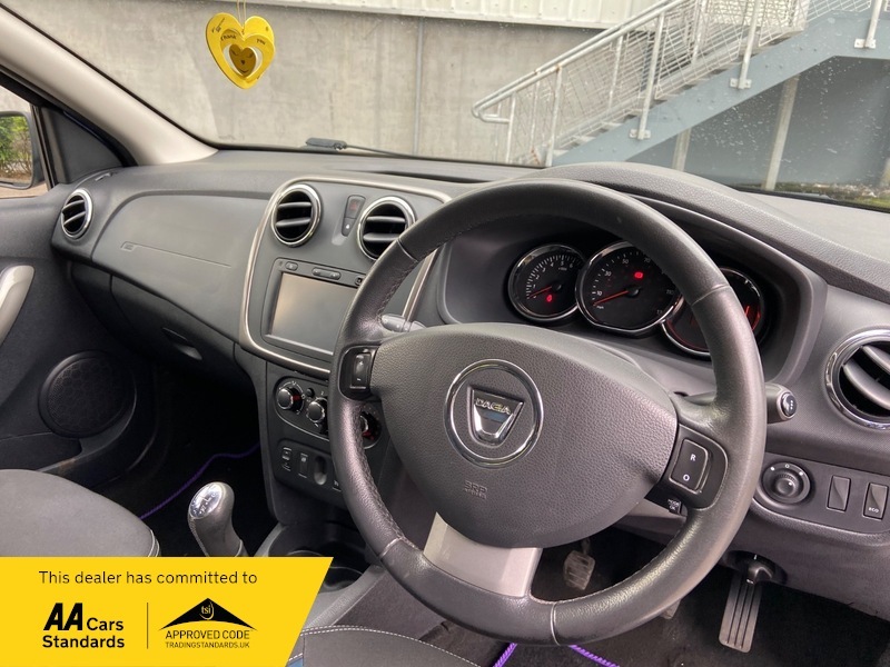 Dacia Sandero Access White #20