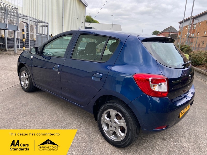 Dacia Sandero Access White #8