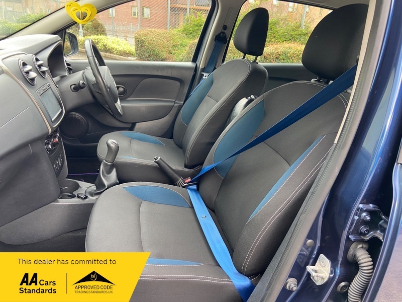 Dacia Sandero Access White #16