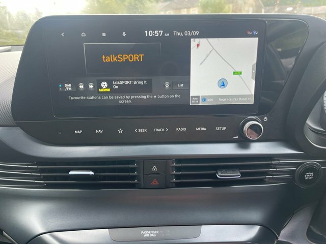Hyundai I20 Hatchback White #24